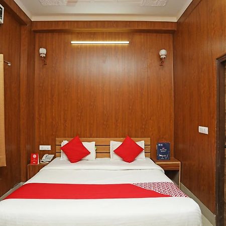 Hotel Saptrishi Rishīkesh Esterno foto