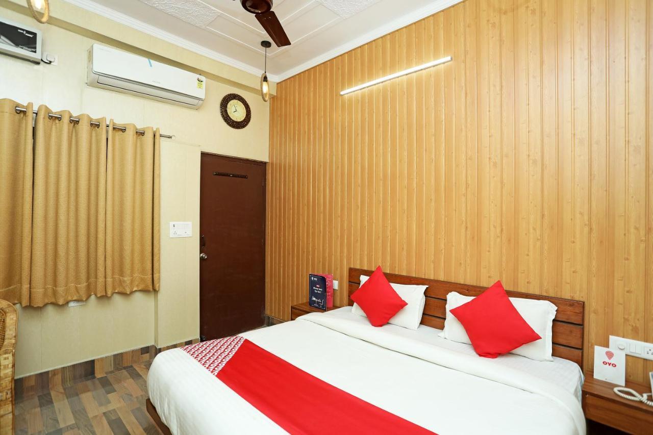 Hotel Saptrishi Rishīkesh Esterno foto