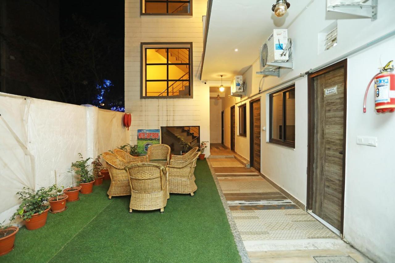 Hotel Saptrishi Rishīkesh Esterno foto